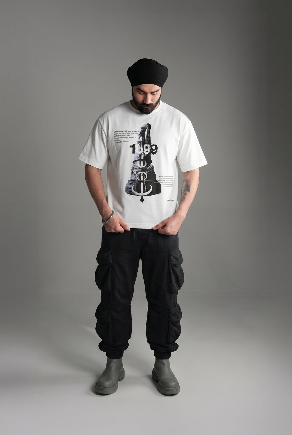 1699 Essential T-Shirt